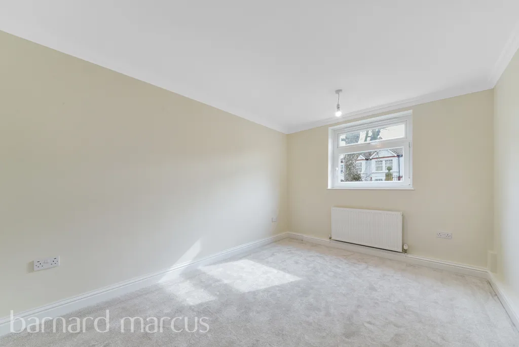 Gressenhall Road, London, SW18, photo 7