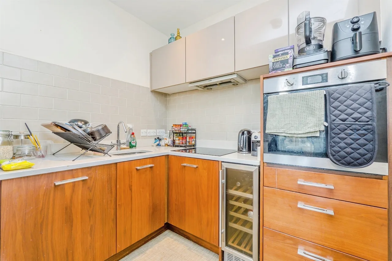 Cathedral Road, Cardiff, CF11, photo 10