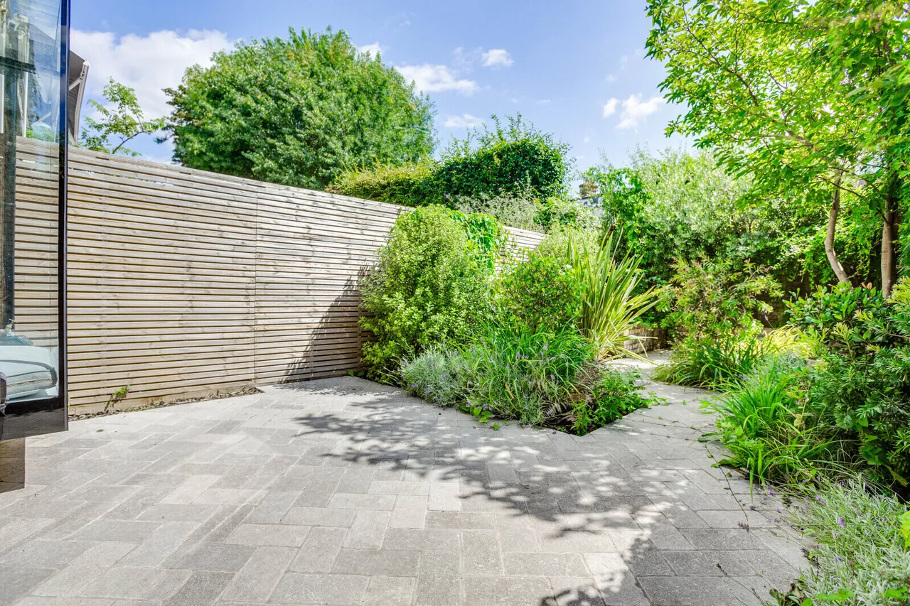 Elms Crescent, London, SW4, photo 3