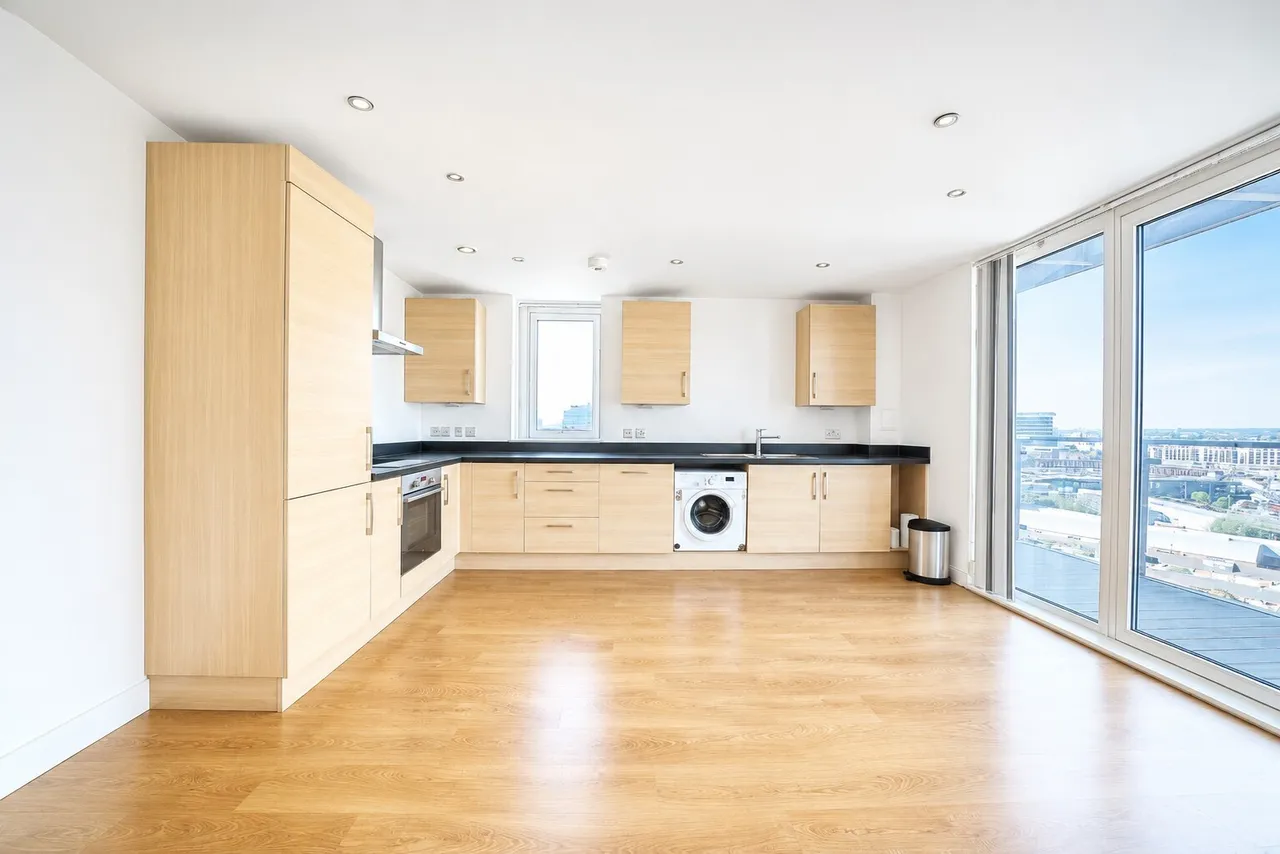 Ward Road, London, E15, photo 4