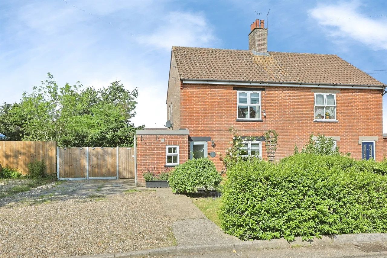 3 bed house for sale — Mill Road, Watton, Thetford