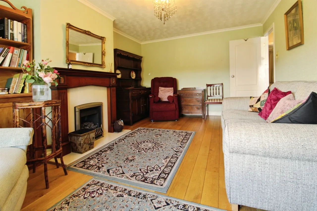 Dart Close, Oadby, LE2, photo 4
