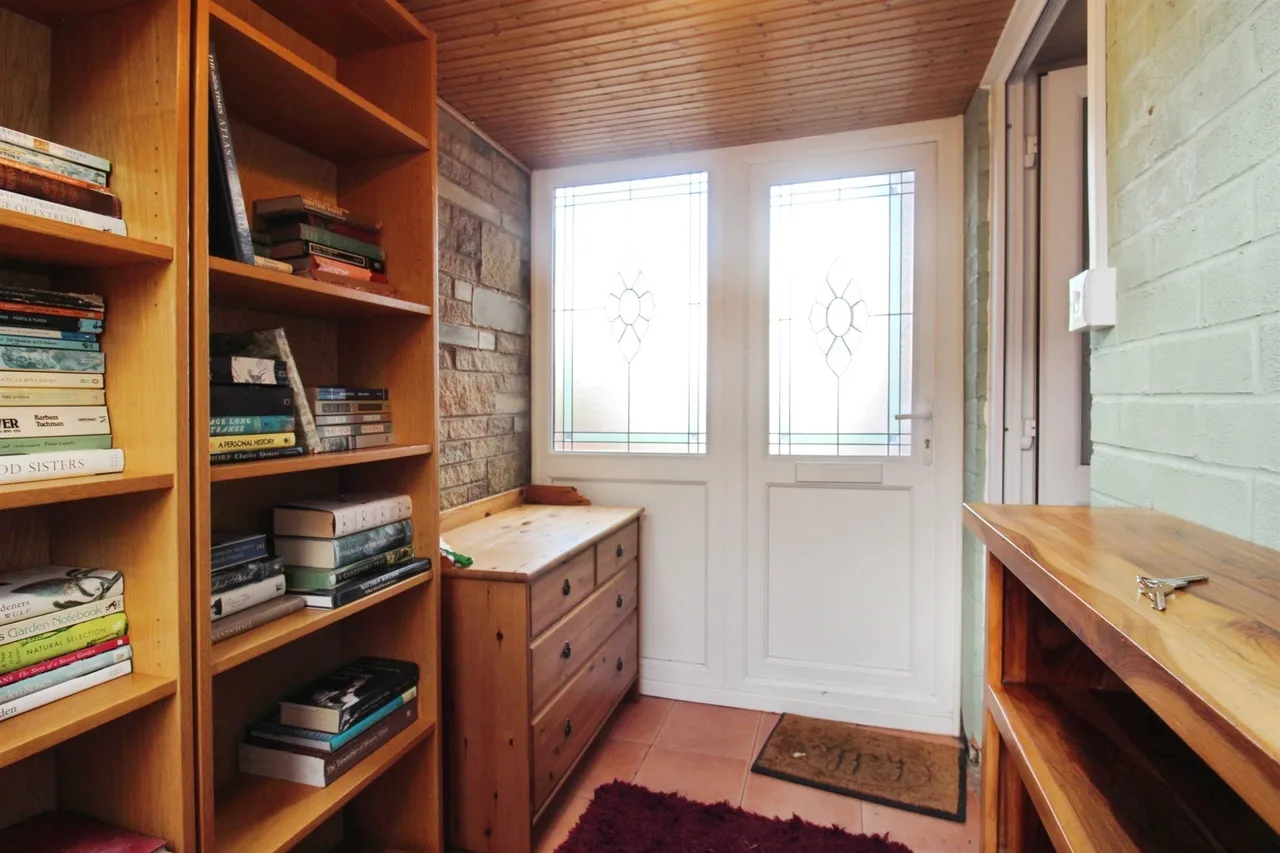 Dart Close, Oadby, LE2, photo 12