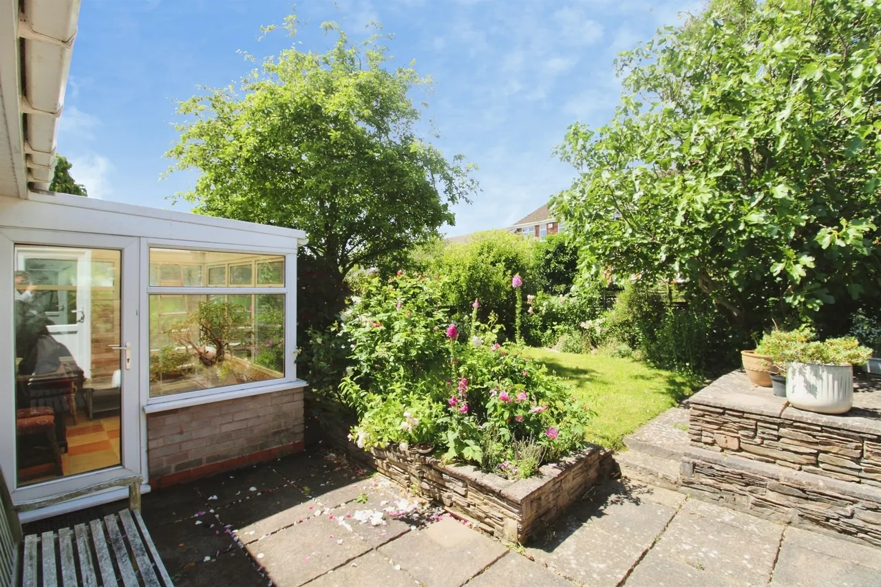 Dart Close, Oadby, LE2, photo 15