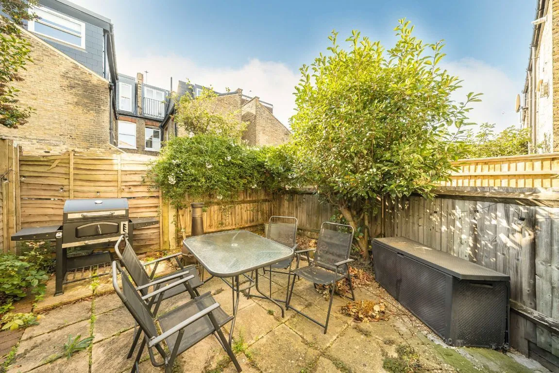 Treport Street, SW18, photo 5