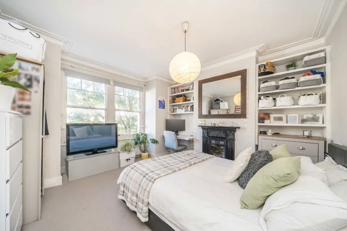 Treport Street, SW18, photo 8