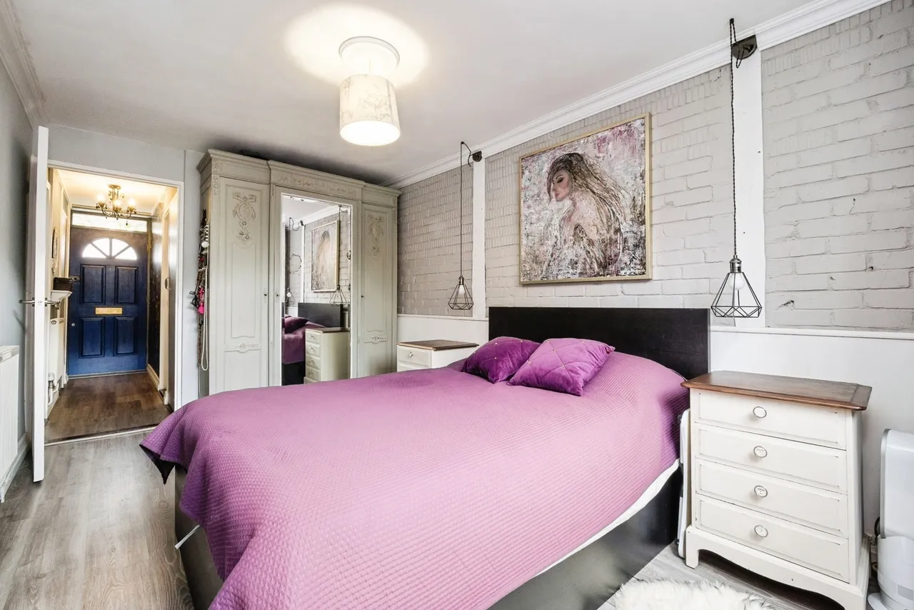 Tiptree Crescent, Clayhall, Essex, IG5, photo 4