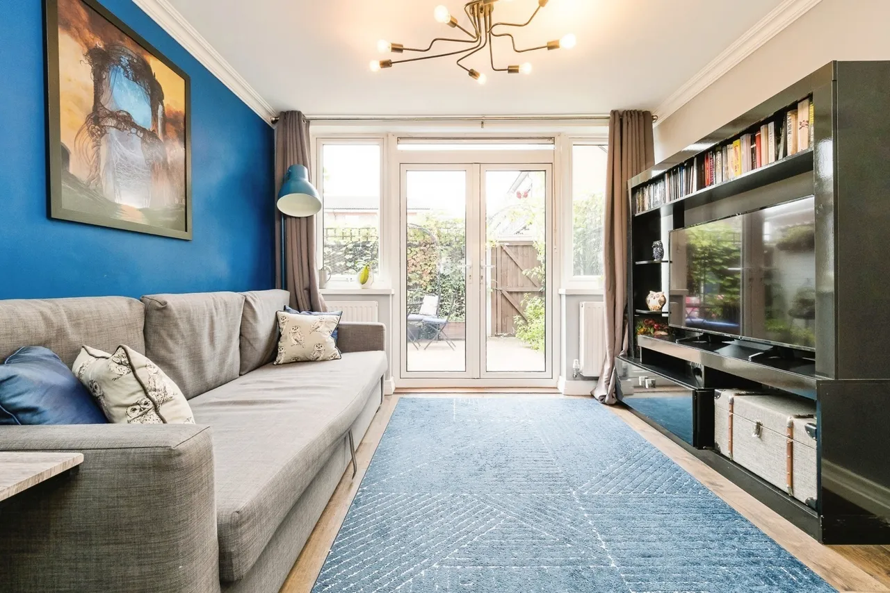 Tiptree Crescent, Clayhall, Essex, IG5, photo 6