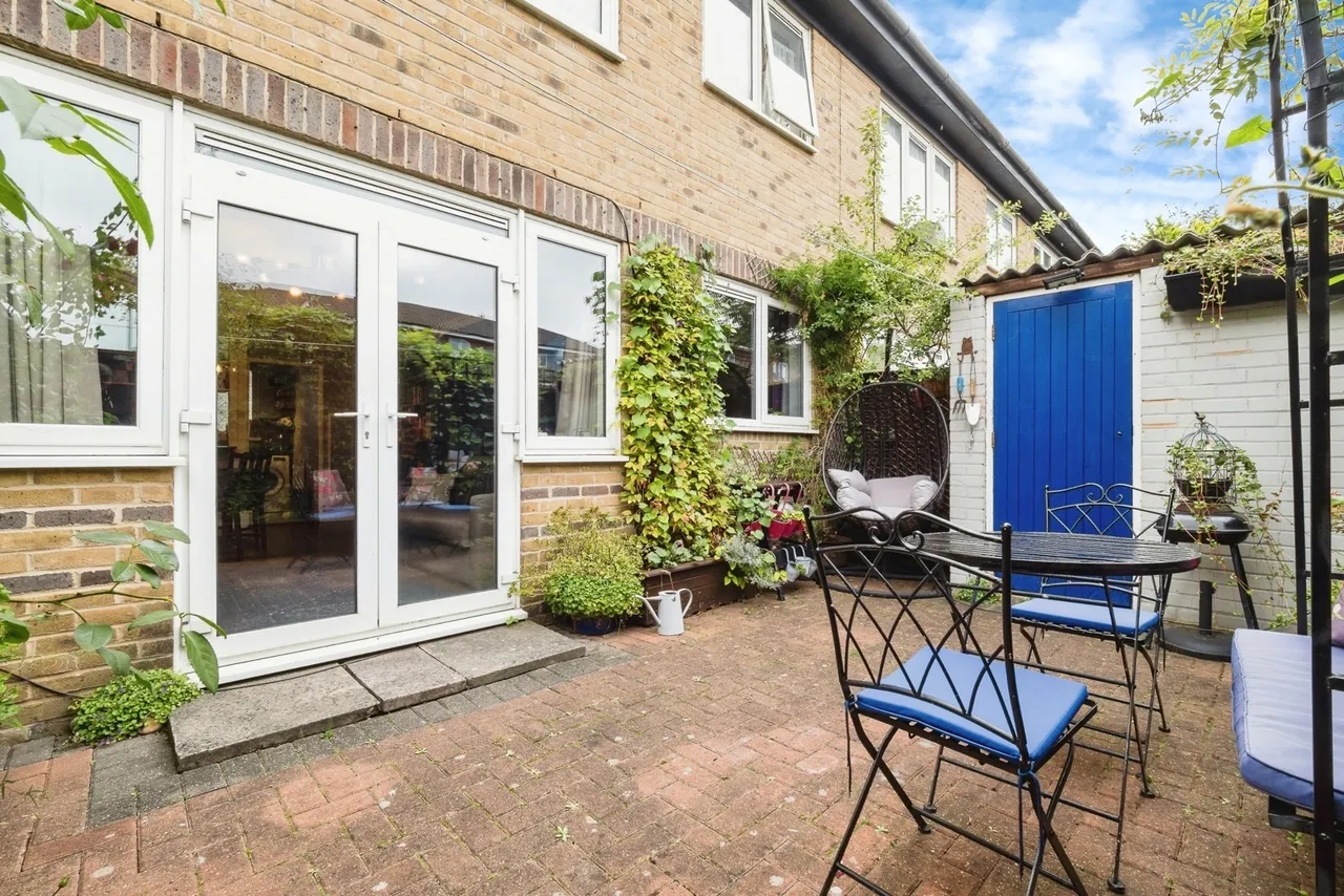 Tiptree Crescent, Clayhall, Essex, IG5, photo 14