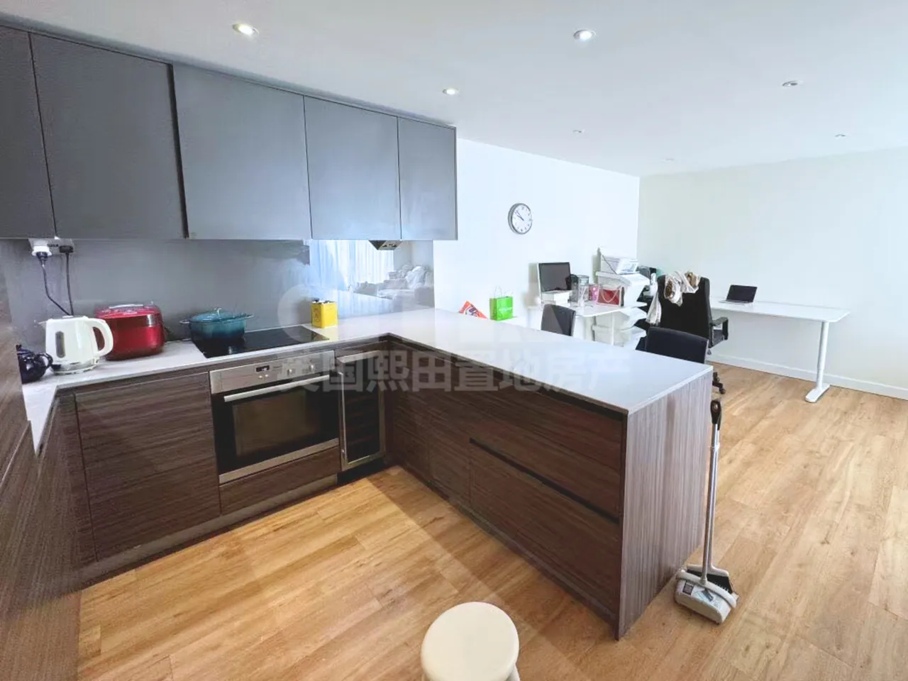Golding House, NW9, photo 8