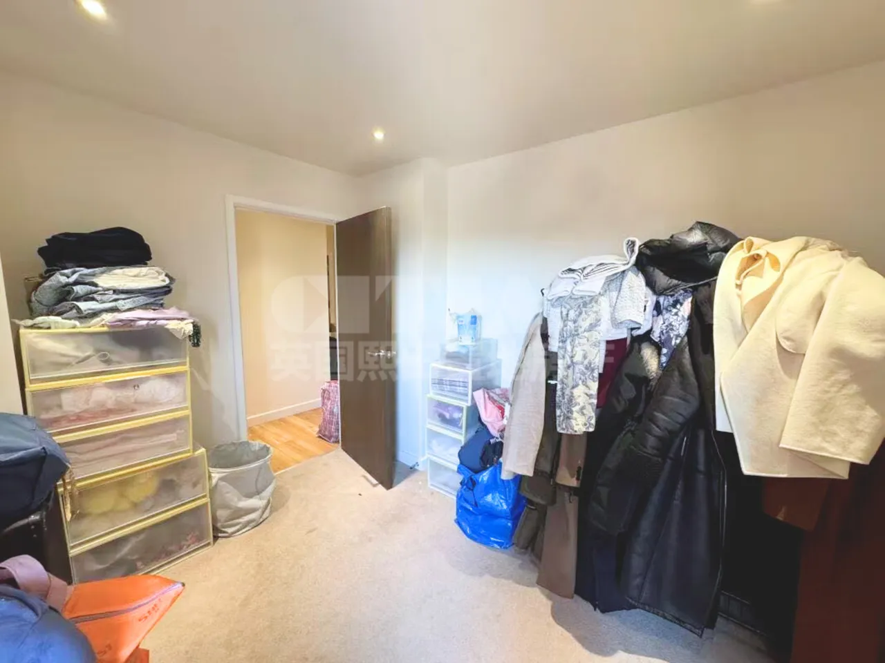 Golding House, NW9, photo 9