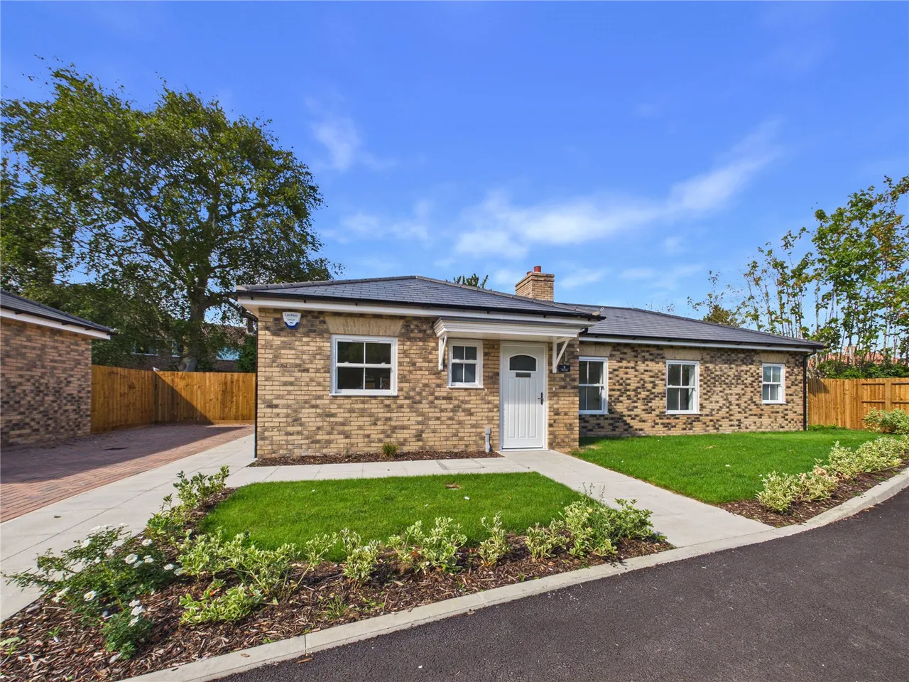 3 bed house for sale, Small Acres, Old School Court, CM3