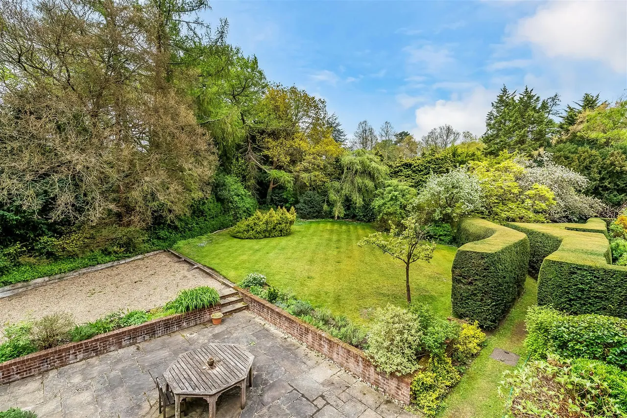 The Warren, Ashtead, KT21, photo 64