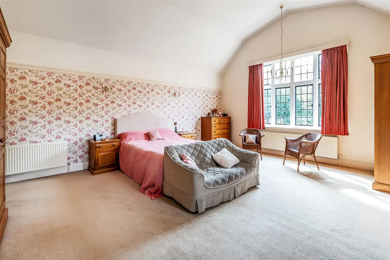 The Warren, Ashtead, KT21, photo 11