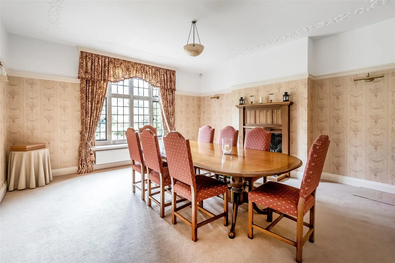 The Warren, Ashtead, KT21, photo 8
