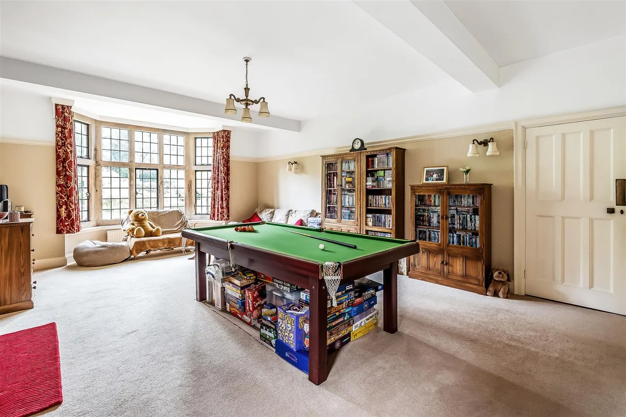 The Warren, Ashtead, KT21, photo 61
