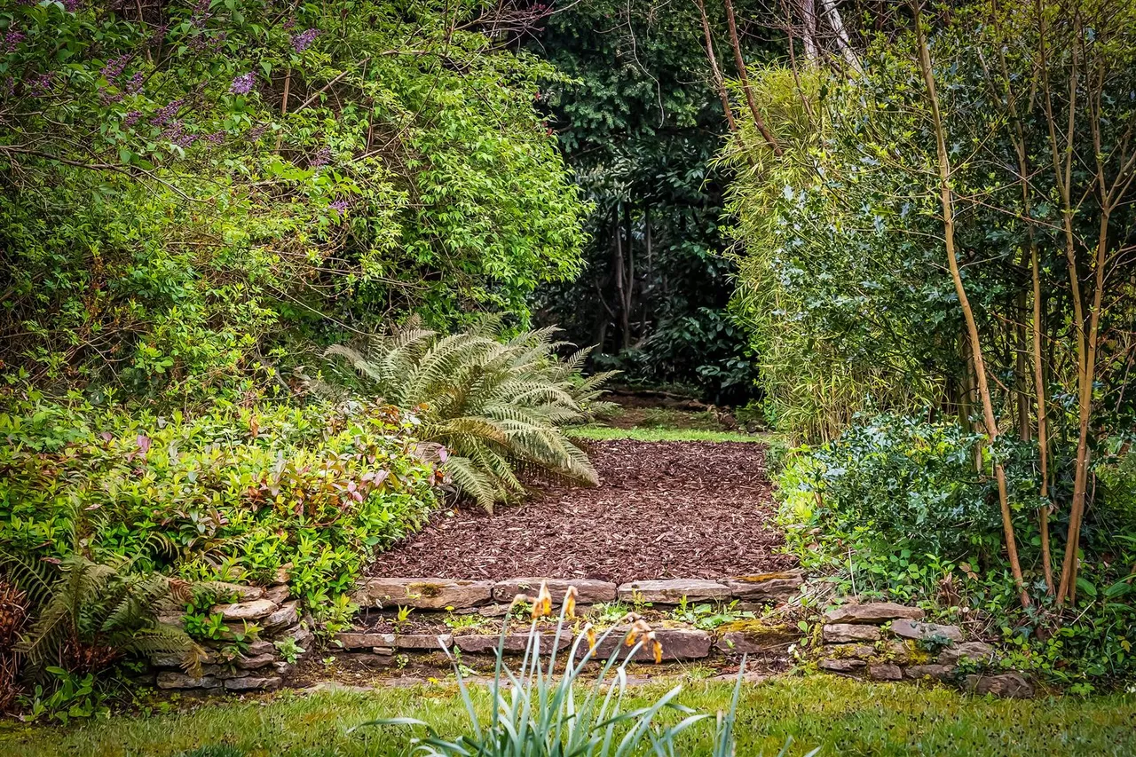 The Warren, Ashtead, KT21, photo 74