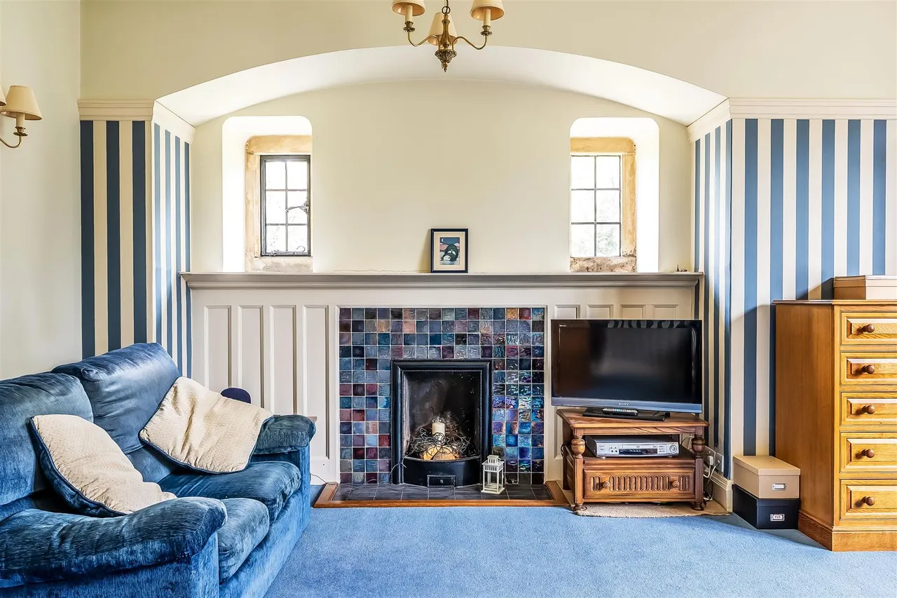 The Warren, Ashtead, KT21, photo 35