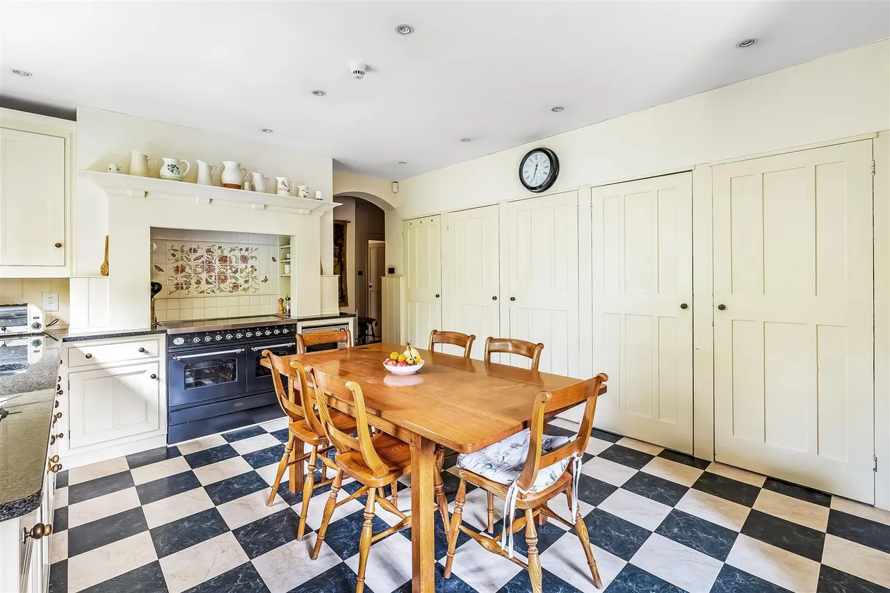 The Warren, Ashtead, KT21, photo 33