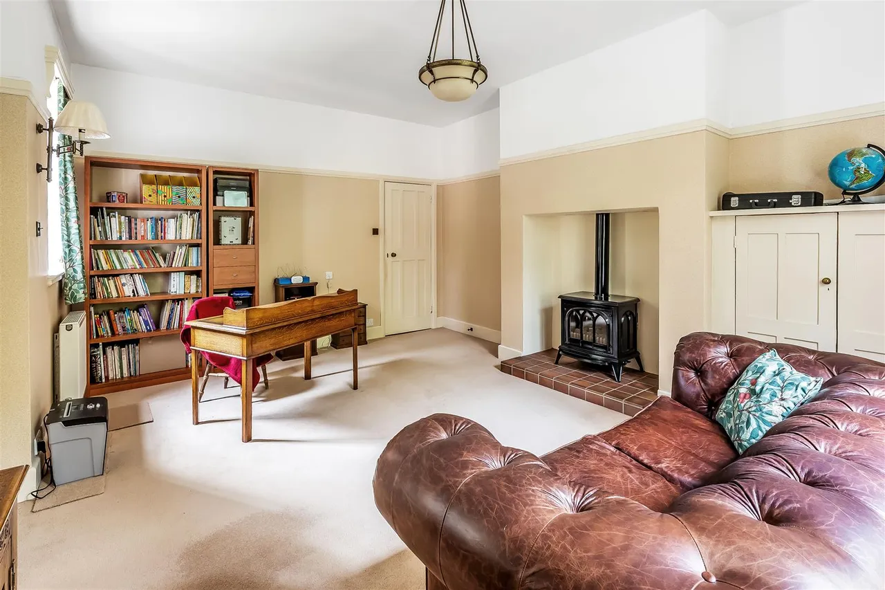 The Warren, Ashtead, KT21, photo 56