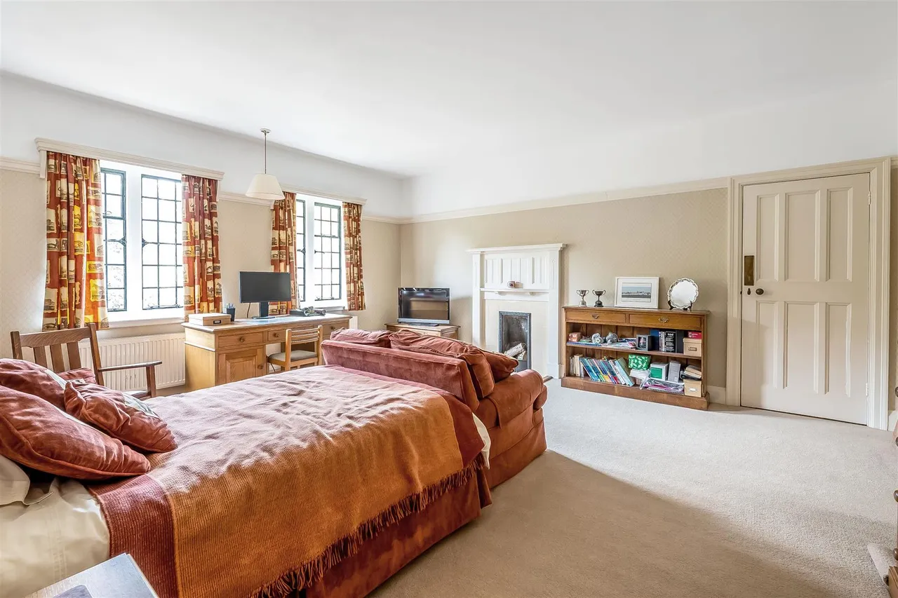 The Warren, Ashtead, KT21, photo 19