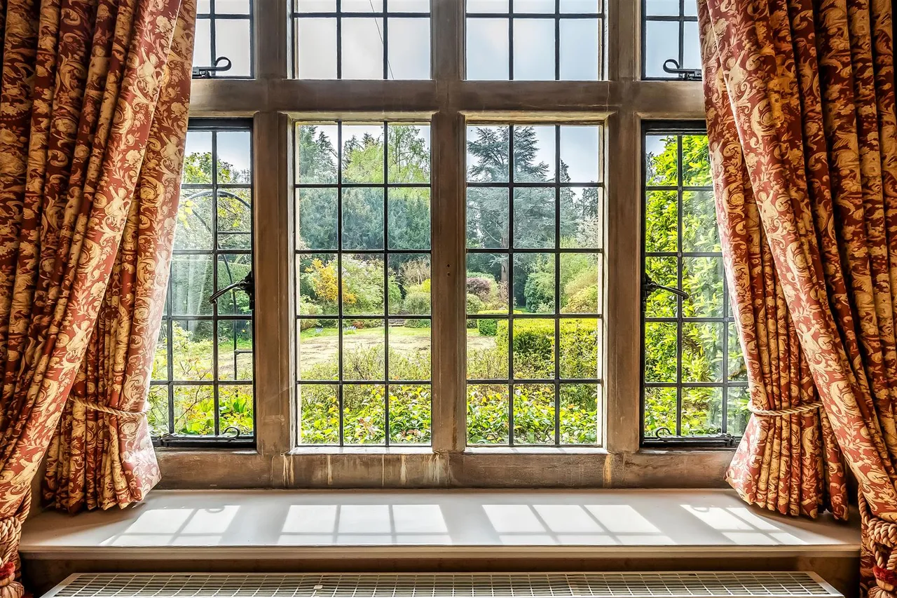 The Warren, Ashtead, KT21, photo 53