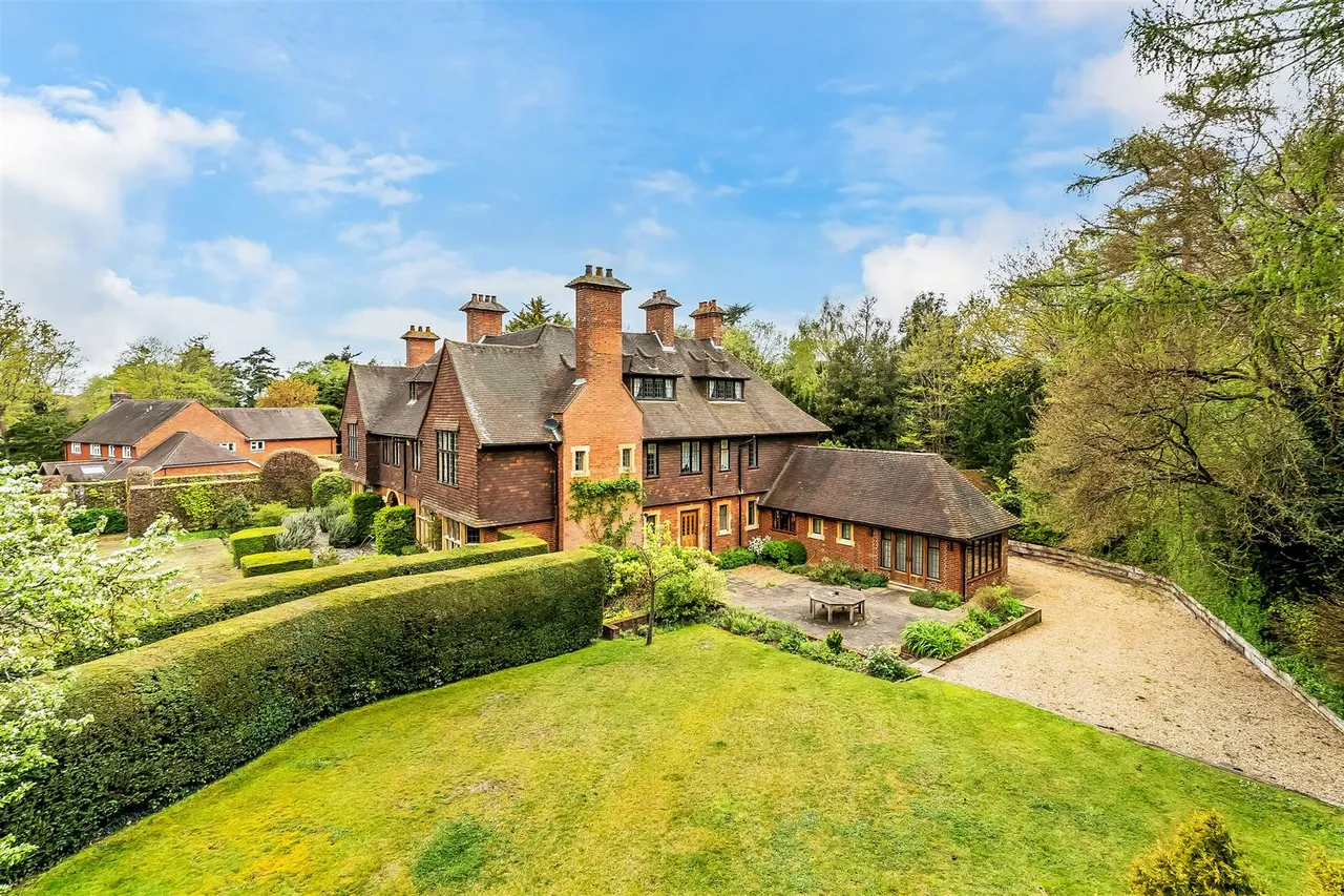 The Warren, Ashtead, KT21, photo 62
