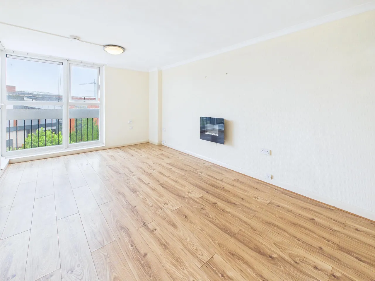 Crompton House, Scholes, Wigan, WN1, photo 5