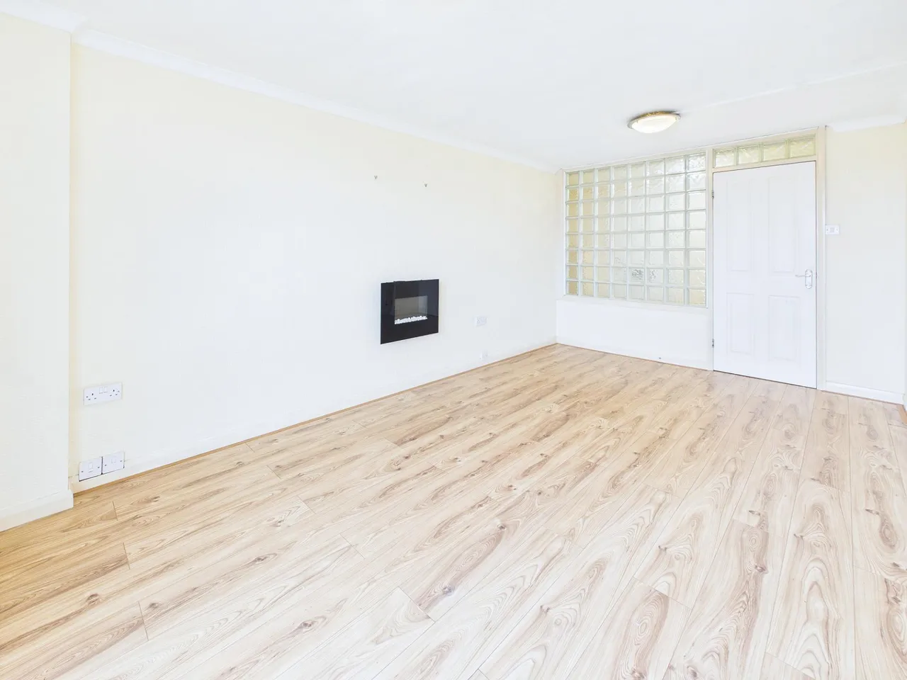 Crompton House, Scholes, Wigan, WN1, photo 8