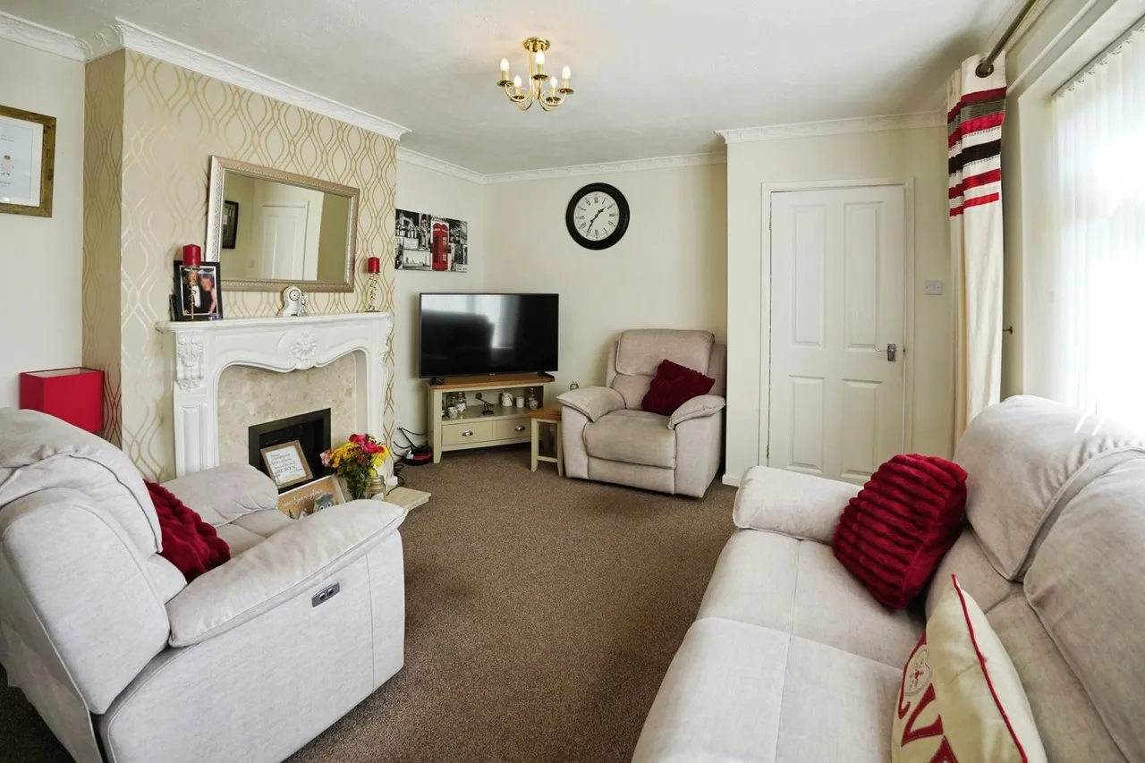 The Oval, Retford, DN22, photo 2
