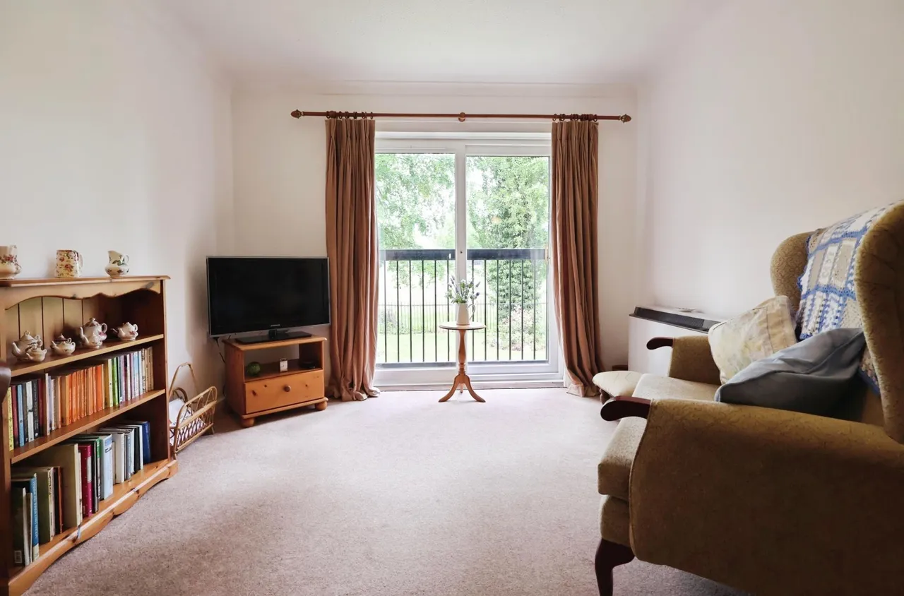 Regal Court, Bancroft, Hitchin, photo 12
