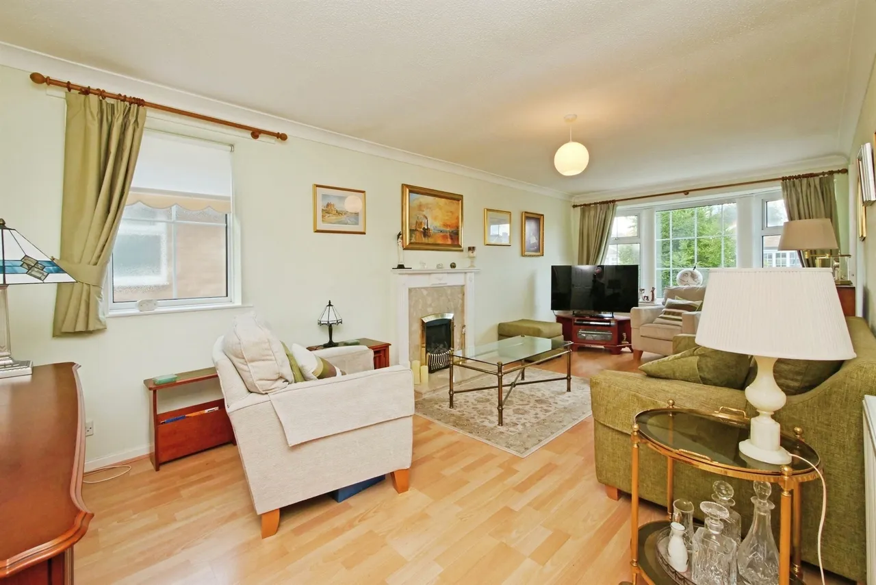 Greenshaw Drive, Haxby, YO32, photo 2
