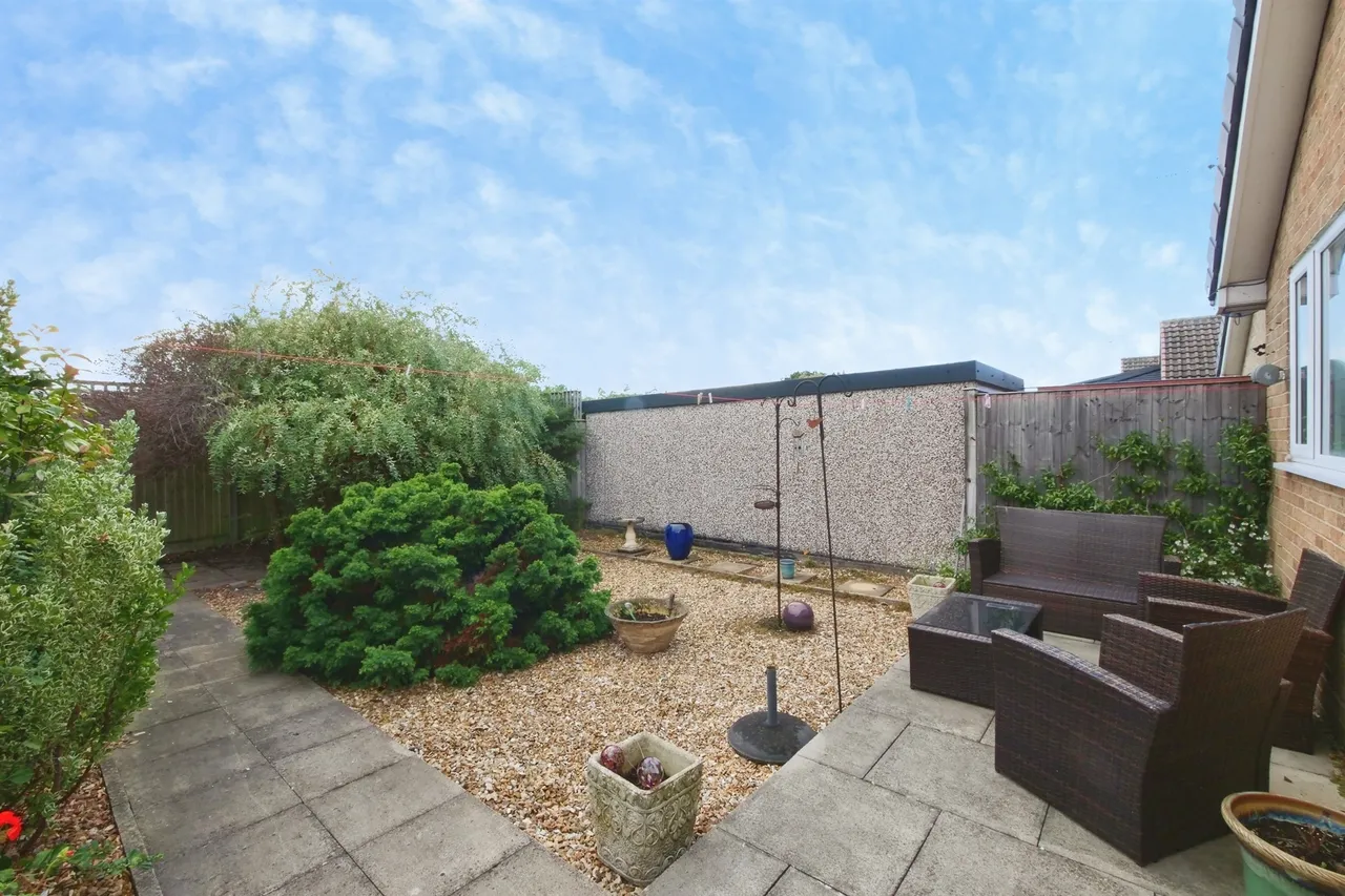 Greenshaw Drive, Haxby, YO32, photo 12