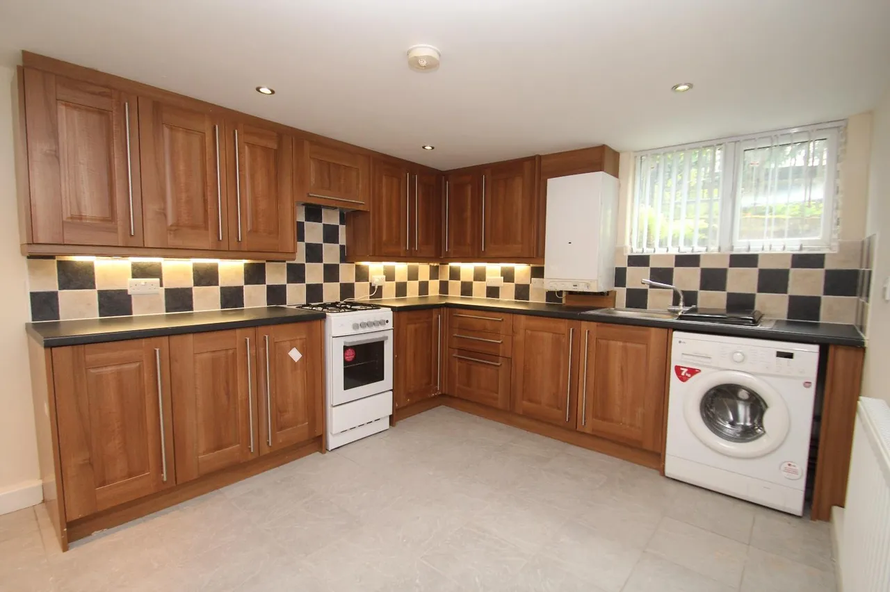 Victoria Street, Leeds, LS7, photo 10