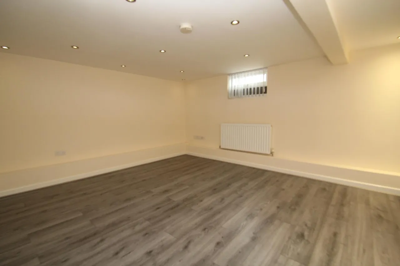 Victoria Street, Leeds, LS7, photo 12