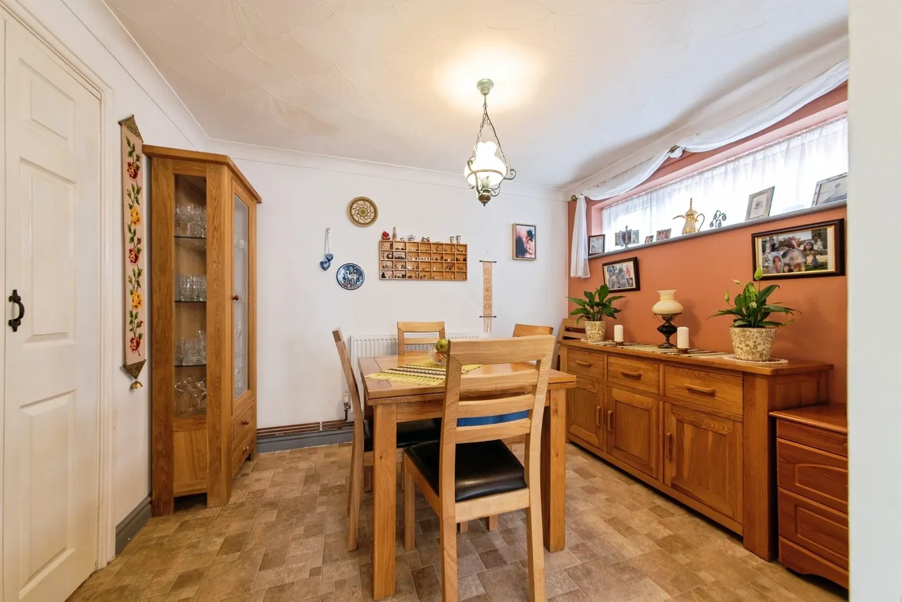 Orchard Close, Helpringham, Sleaford, photo 6