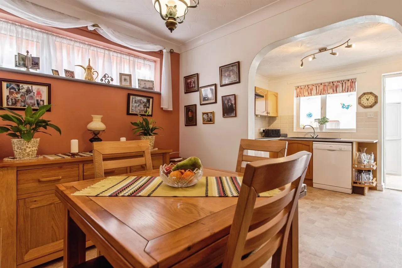 Orchard Close, Helpringham, Sleaford, photo 3