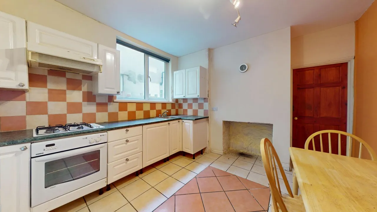 North Road, Cardiff, CF14, photo 4