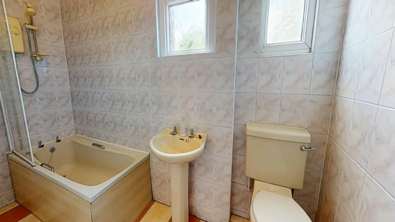North Road, Cardiff, CF14, photo 7