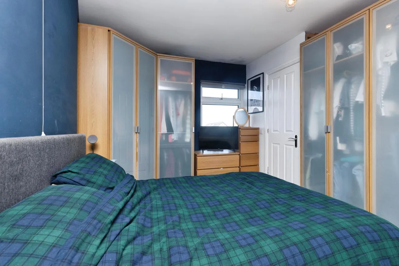Hodgson Lane, Drighlington, BD11, photo 9