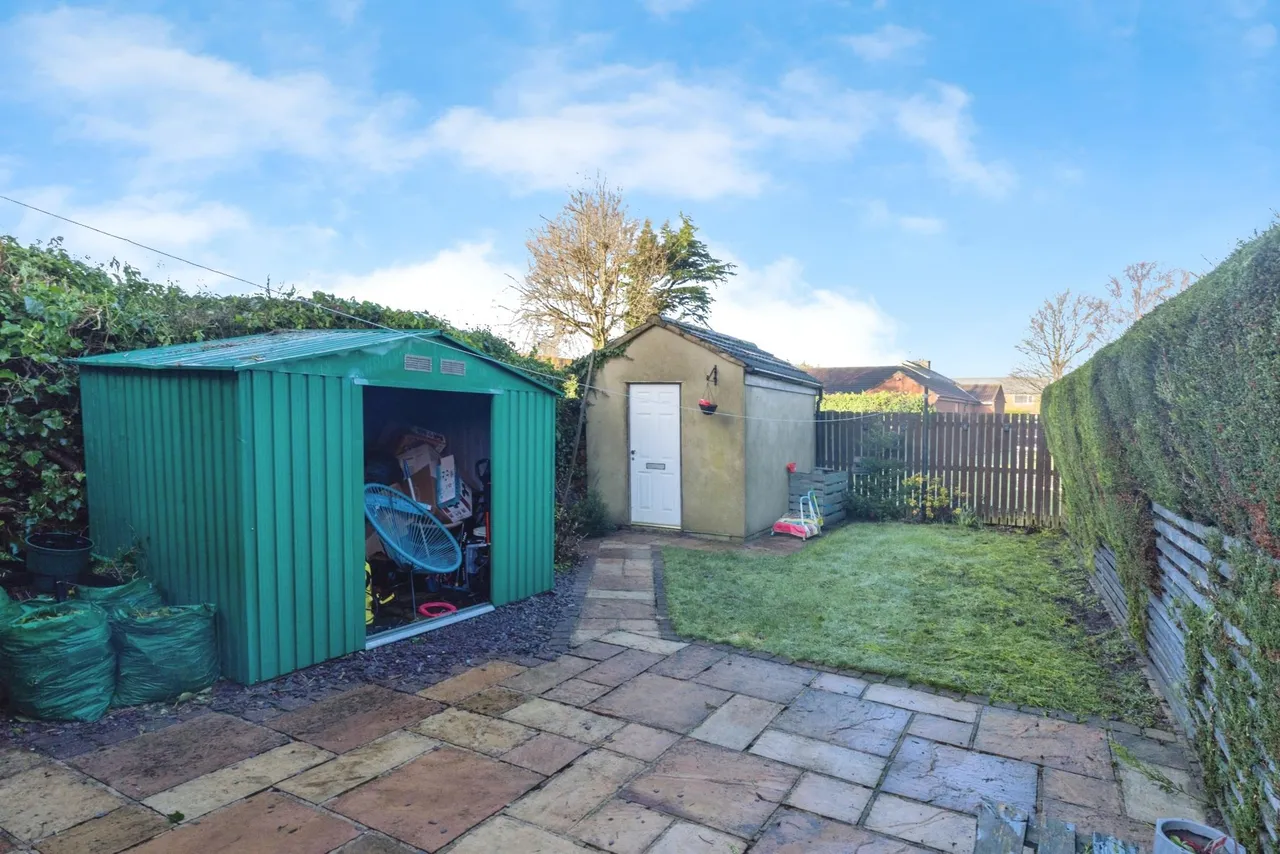 Hodgson Lane, Drighlington, BD11, photo 16
