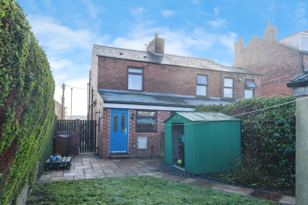 Hodgson Lane, Drighlington, BD11, photo 17
