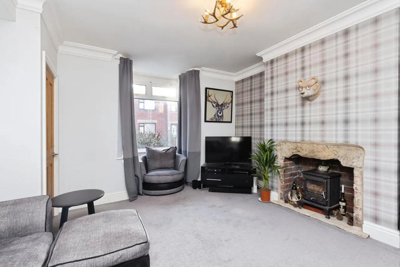 Hodgson Lane, Drighlington, BD11, photo 2