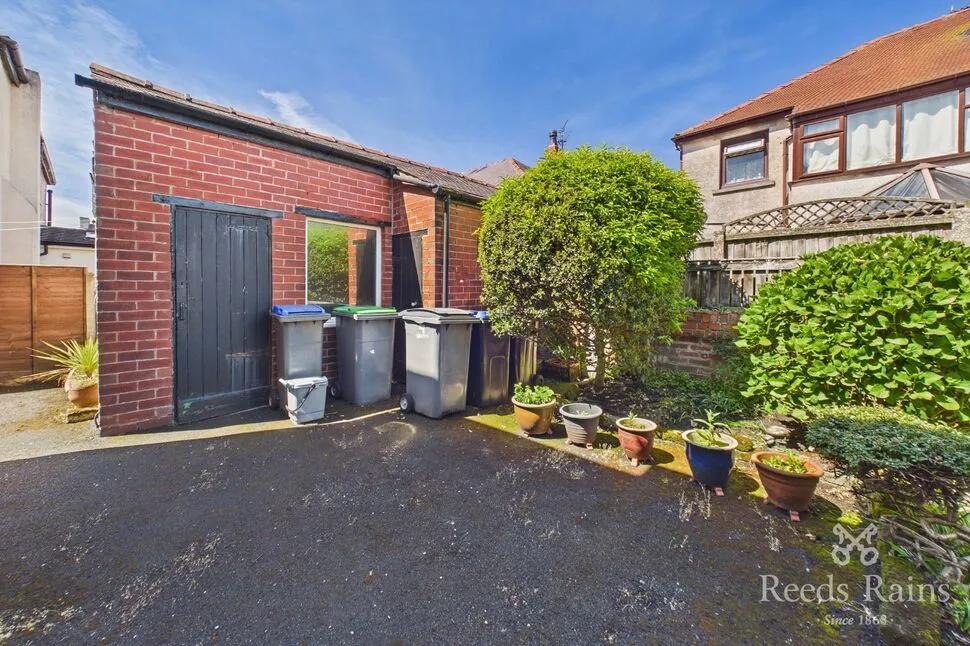 Ravenwood Avenue, Blackpool, Lancashire, FY4, photo 9