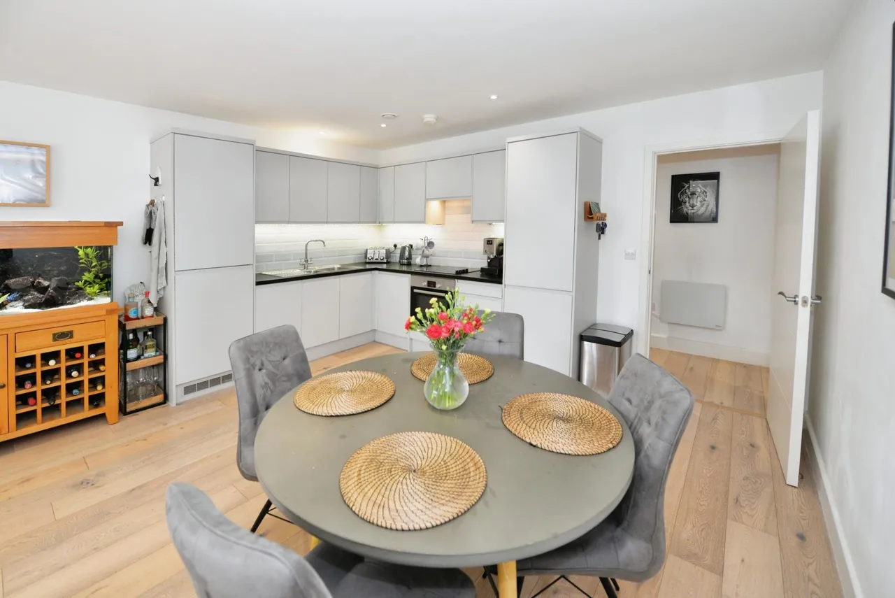1 Royal Crescent Road, Southampton, SO14, photo 5
