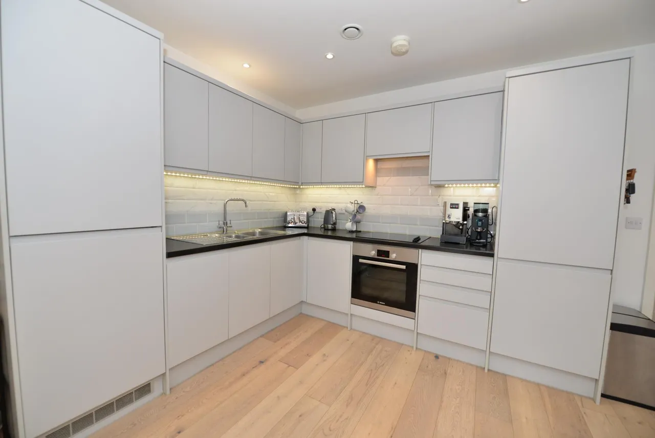 1 Royal Crescent Road, Southampton, SO14, photo 4