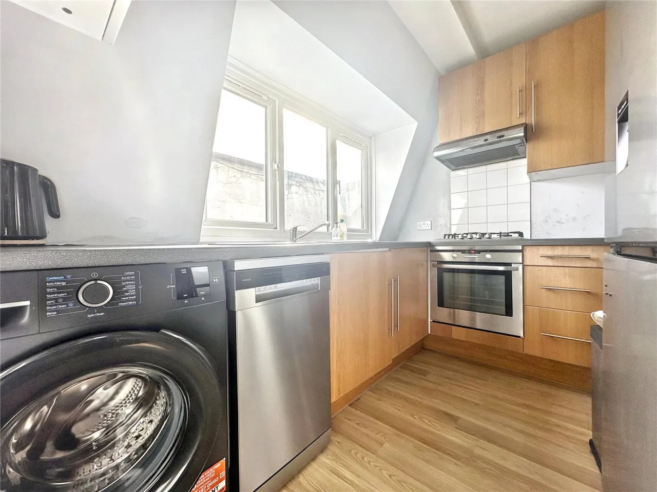 Arthur Road, Wimbledon Park, photo 7