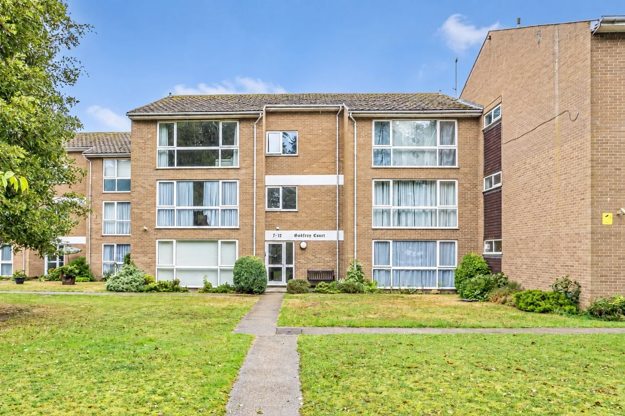 2 bed flat for sale, Alpha Road, Birchington, CT7