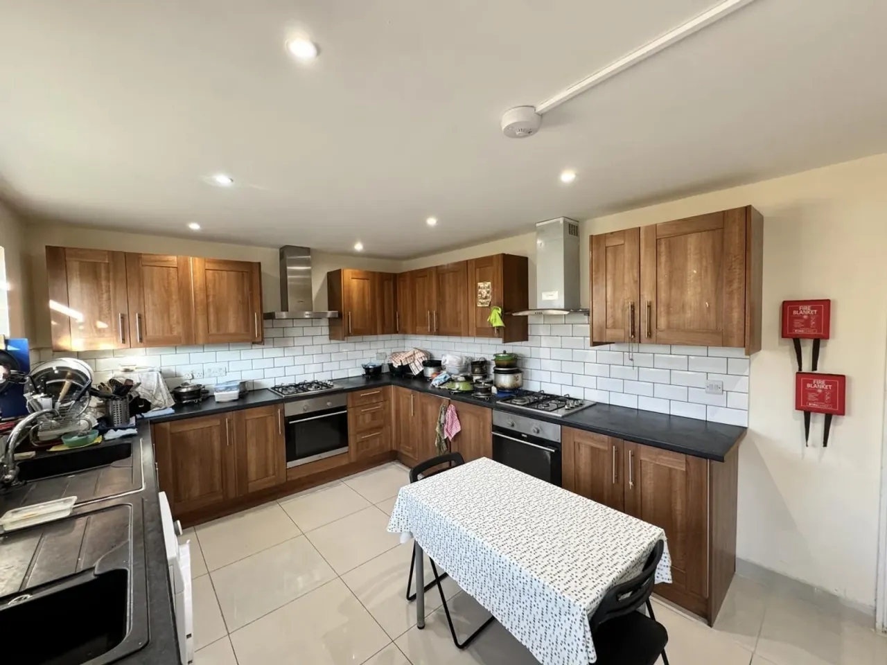 St. Pauls Close, Hounslow, photo 6