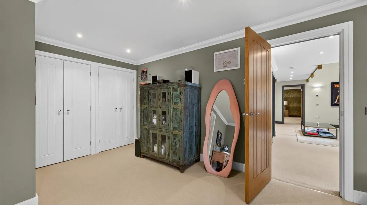 Lambridge Wood Road, Henley-on-Thames, RG9, photo 30